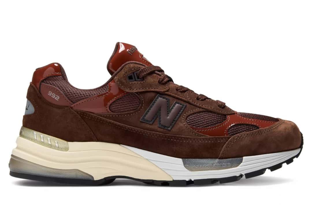 Perfil lateral del Aminé x New Balance Made in USA 992 Outdoor School