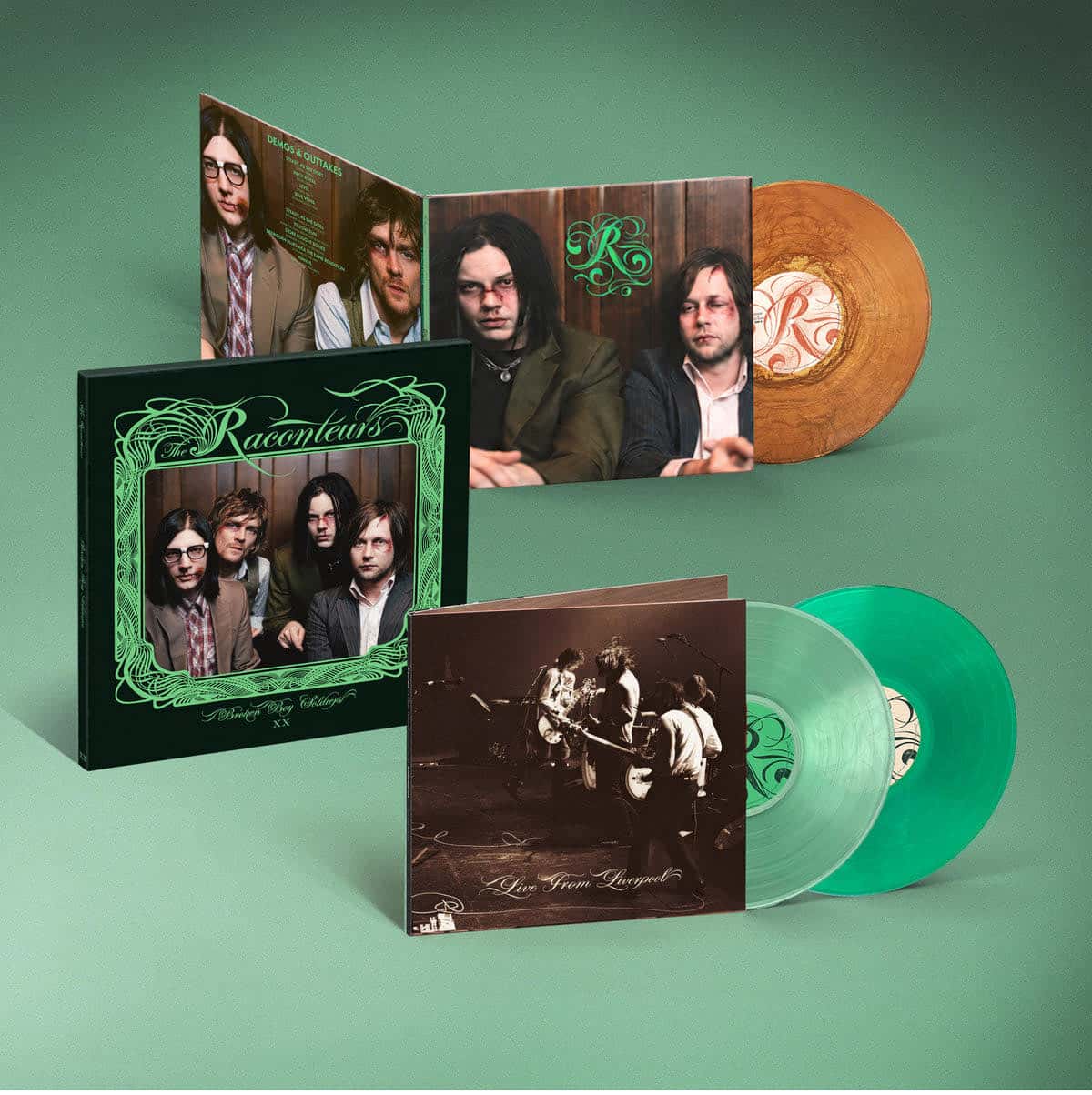 Paquete Vault #70 de The Raconteurs, "Broken Boy Soldiers XX": la caja verde con la foto de los cuatro integrantes, una tapa doble abierta con un vinilo cobre metalizado y la tapa "Live From Liverpool" con dos vinilos verdes